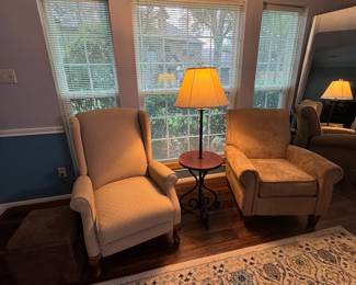 Recliner Chair with Ottoman for storage