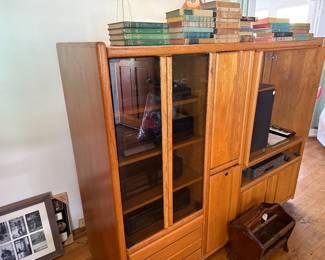 Vintage Books, Entertainment Center, Wood Magazine rack
