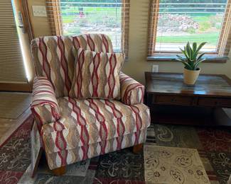 Nice Arm Chair