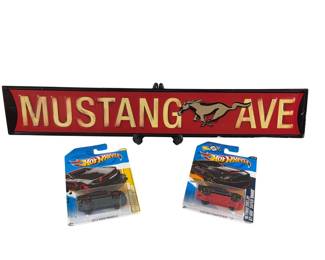 Mustang Ave Tin Sign Red + Diecast
