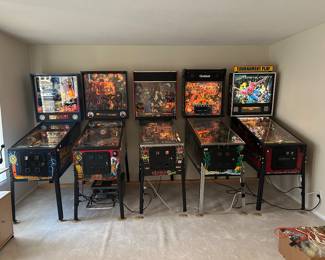PINBALL MACHINES