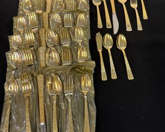 Cellini Romanesque Gold Flatware