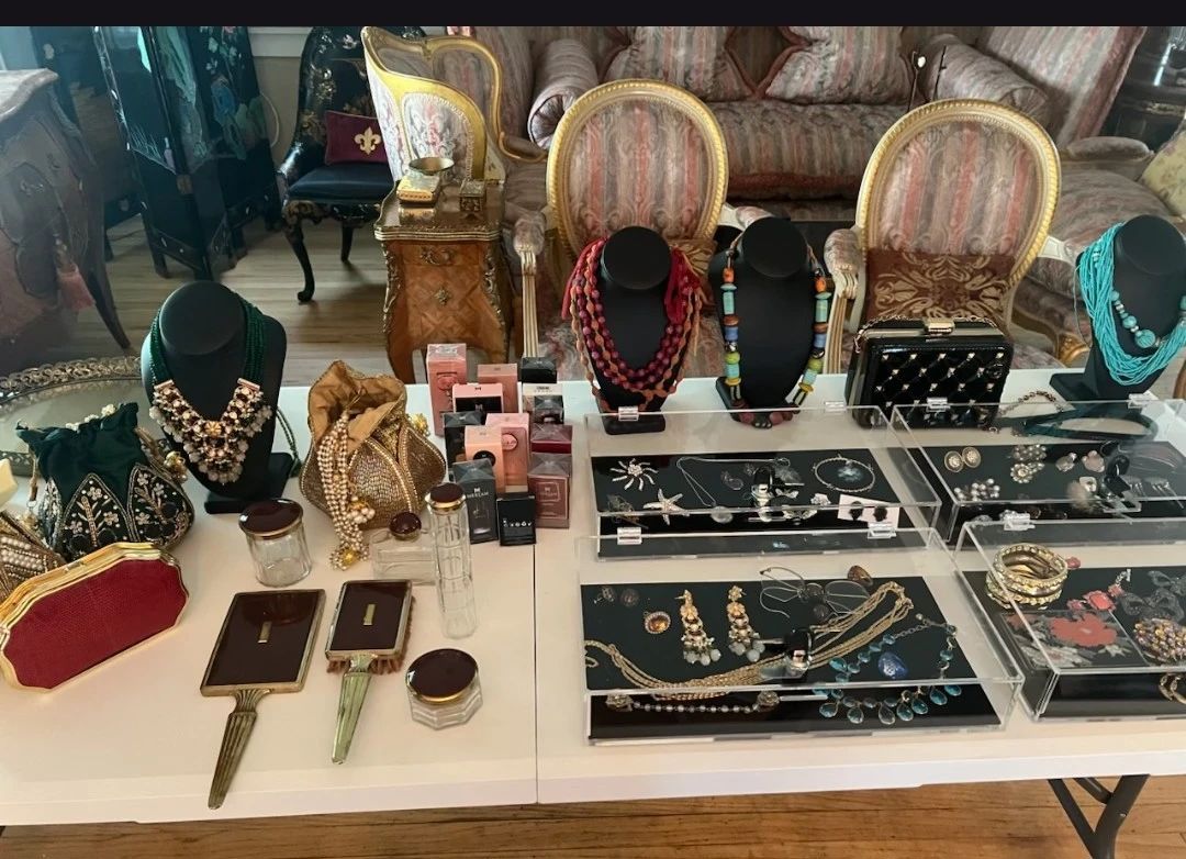 Huge Collection Fine Vintage Costume Signed Jewelry 