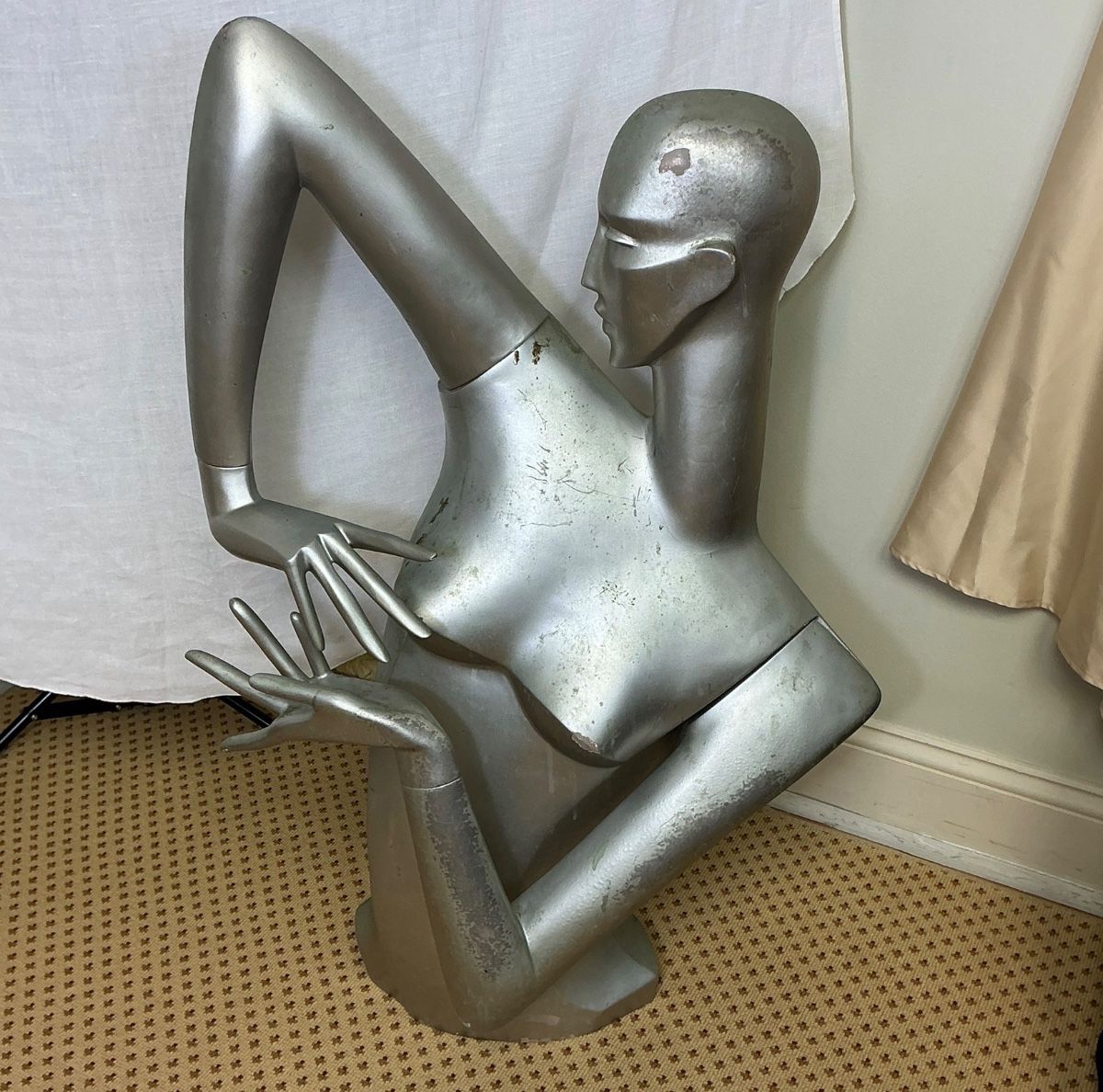 MOVING SALE-ANTIQUES-VINTAGE-COLLECTABLES-MCM-NWT- starts on 9