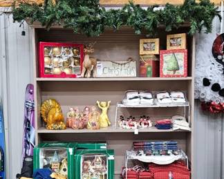 Lots of seasonal decor