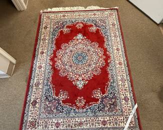 4’ x 6’ throw rug