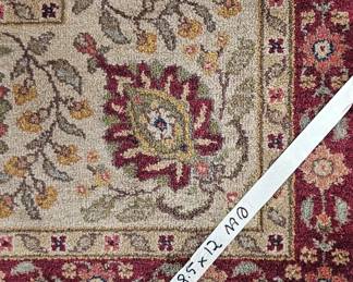 8.5' x 12' area rug