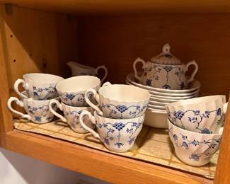 Lots of China and kitchenware