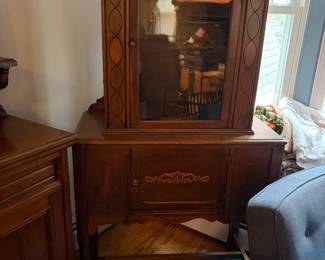 China cabinet