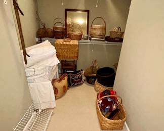 Woven baskets, assorted sizes