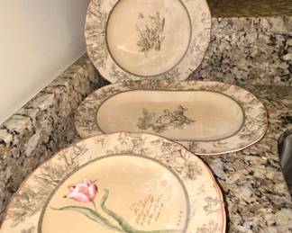 Toile pattern china set, plates & oval platter