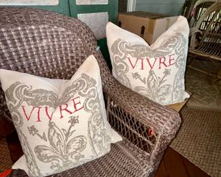 French 'Vivre' throw pillows, set of 2