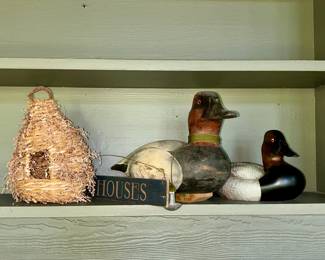 Carved wooden decoy ducks, straw birdhouse, HOUSES sign