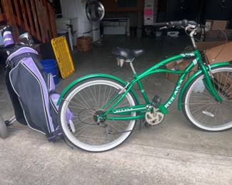 Nitro ladies golf clubs and rolling bag/ Kulana Moon Dog 26” bike