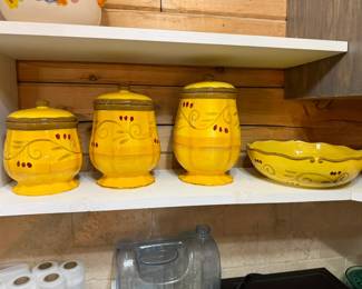 Italian Villa canister set and bowls