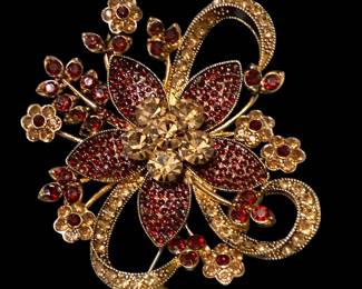 Avon 2006 35th Anniversary Brooch Red Rhinestones