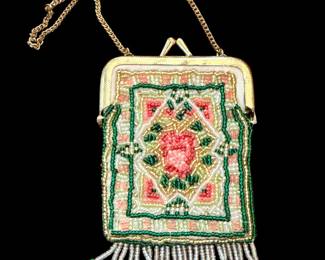 Dainty Vintage Beaded Coin Purse
