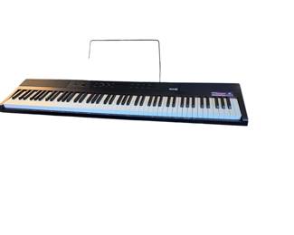 RockJam 88-Key Beginner Digital Piano with full-size semi-weighted keys/gently used/like new!!