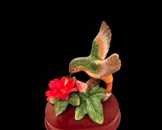 vintage hand-painted porcelain hummingbird figurine