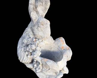 Rabbit garden statuary