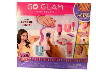 New in box go glam nail studio