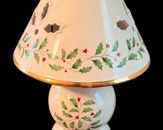 Lenox Holiday Candle Lamp featuring the classic holly and berry motif with 24-karat gold accents
