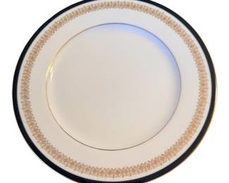 SONE China ‘ Kent’ pattern number 2456 91 piece pieces