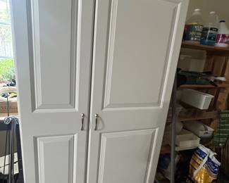 Storage shelf