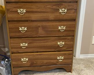 Chest of drawers
