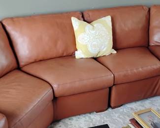 Curved leather sectional $800.- obo