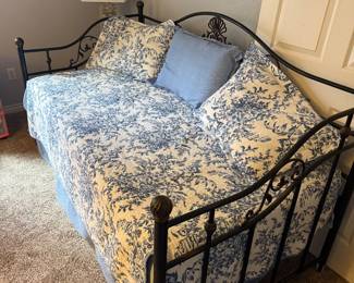 Daybed & Bedroom Furniture 🛏️ Decorative metal daybed with mattress and blue-and-white toile bedding, plus additional bedroom furniture, lamps, linens and home décor.