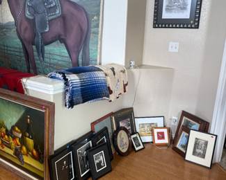 Original & Framed Artwork 🎨🐎 Large selection of artwork and home décor, including a striking oversized Western horse painting, still-life artwork, framed Paris/Eiffel Tower art, prints, sketches, photography and smaller decorative pieces. Also featuring Western/Southwestern-style textiles and blankets. A great mix for art collectors and home decorators!