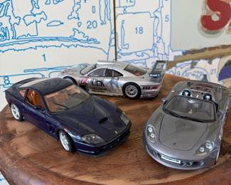 MODEL DIECAST CARS 