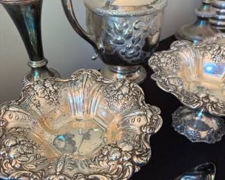 VINTAGE STERLING SILVER PIECES INCLUDING BOWLS, COMPOTE & PITCHER - TABLE FULL! 