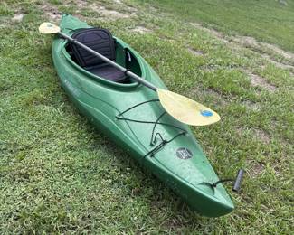 Perception Sundance Kayak with seat & paddle