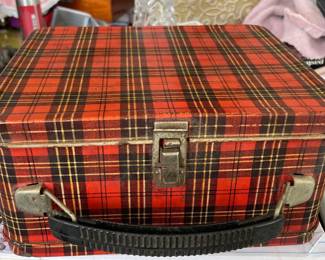 Aladdin plaid lunchbox