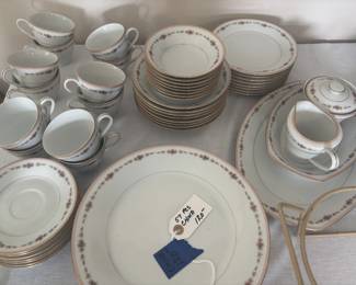 China service 57 pieces for best offer - IT MUST GO!