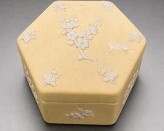 Wedgwood Jasperware Applied Floral Trinket Box