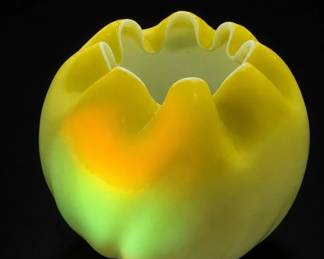 Uranium-Fluorescing Glass Rose Bowl
