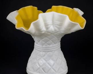 Ruffled White And Yellow Kanawha Glass Vase UV