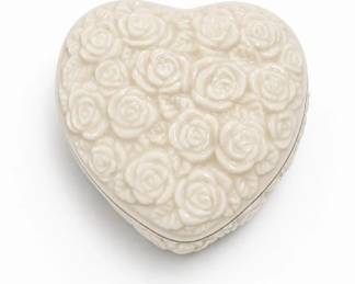 CHINA Lenox Heart-Shaped Lidded Box