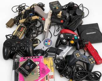 Mixed Nintendo Game Controllers And Software