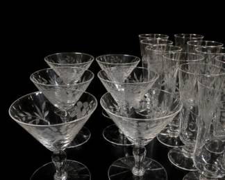 6pc Etched Floral/Leaf Decoration Clear &