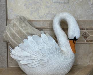 Vintage White Swan Figurine