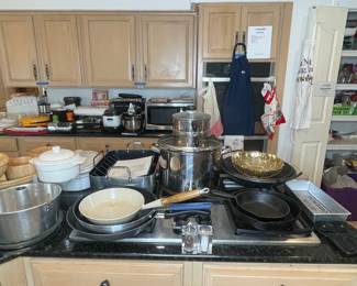 Vintage Cast Iron Skillets and Cookware