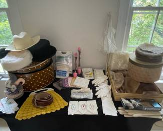 Vintage Ladies' Fashion Accessories 
