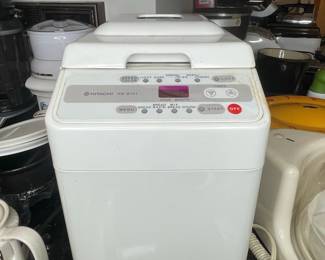 Hitachi HB-B101 Bread Machine
