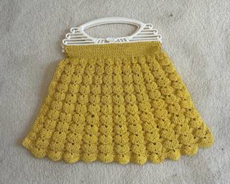 Vintage Crochet Handbag with Plastic Handle