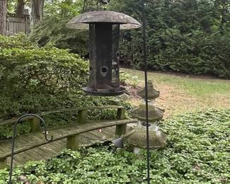 Metal Tube Bird Feeder with Shepherd's Hook