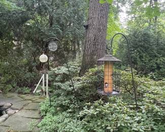 Garden Bird Feeder and Wind Chime 